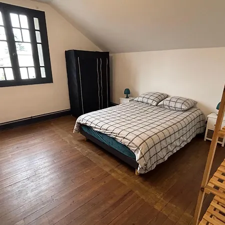 Pensión Privative Dans Maison Partagée Avec D'autres Voyageurs Tarbes