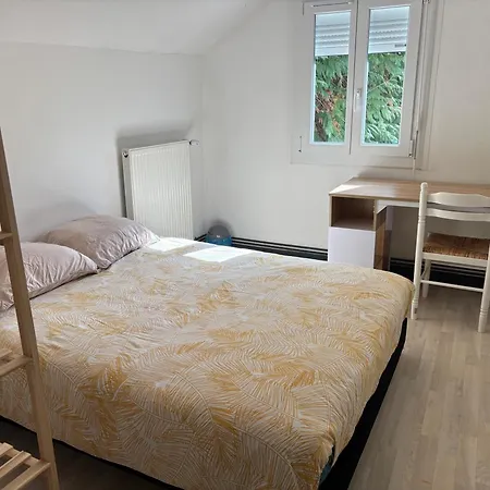 Privative Dans Maison Partagee Avec D'autres Voyageurs * Tarbes