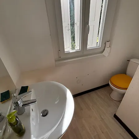 Privative Dans Maison Partagee Avec D'autres Voyageurs * Tarbes