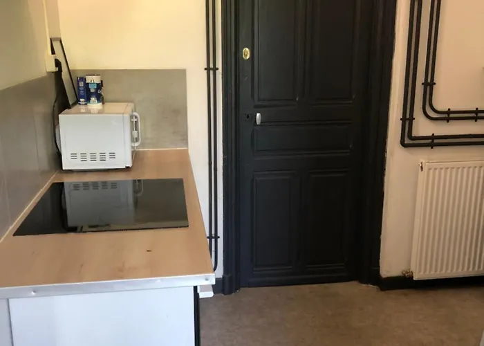 Privative Dans Maison Partagee Avec D'autres Voyageurs Tarbes